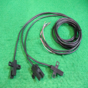 초25019/미사용U형말굽센서/광전스위치/EE-SX672-WR/3개발송/옴론