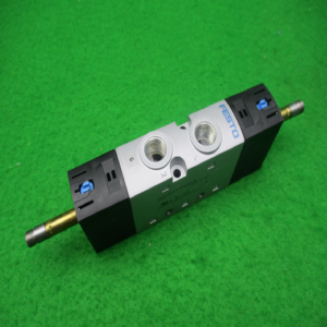 노12871/미사용공압솔레노이드밸브/VUVS-L25-P53C-MZD-G14-F8/FESTO