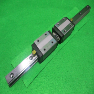 초15370/미사용LM가이드/길이520,폭28/HSR30