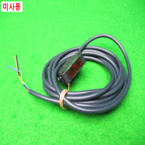 노13598/미사용광전센서/E3Z-D61/옴론
