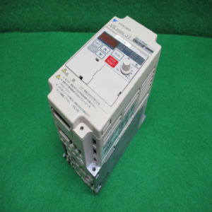 주20437/인버터/CIMR-J7AA20P7/삼상220V/1마력/야스가와
