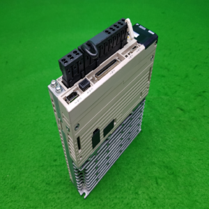 노14428/미사용서보드라이브/SGDV-2R8A01B002000/400W/야스카와
