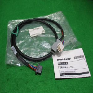 초26059/미사용AZ시리즈다축컨트롤러드라이브용모터연결케이블/CC010VZRA