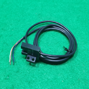 초20601/미사용광전스위치센서/EE-SX676WR