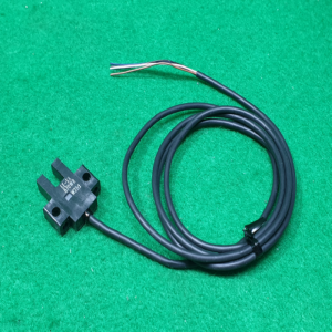 초20605/광전스위치센서/EE-SX670WR/오므론