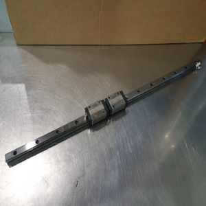 초10619/LM가이드/길이770,폭20/HSR20/THK