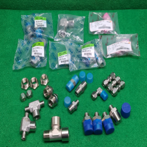 초13227/각종유니스텐부속,배관부속/모두발송