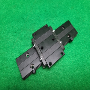 초13304/LM가이드/길이149,폭37