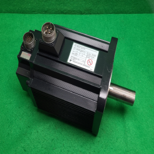 초33020/서보모터/USAFED-20C2L1K/1.8KW/야스카와