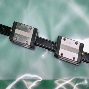 초13337/LM가이드/길이455,폭15/SSR15/THK