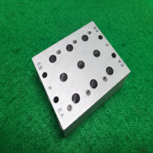 초13693/공압솔레노이드SY7120용매니폴드블록/SS5Y7-20-03/모델명라벨없음