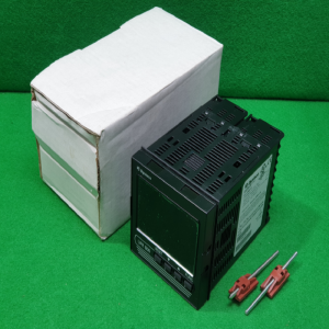 노59103/미사용온도습도판넬미터/UPR800-1-0-3/Dynisco