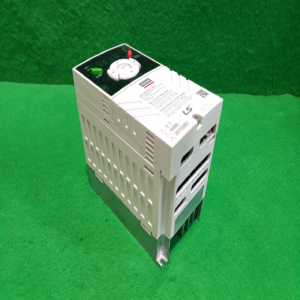 노19573/인버터/SV004iG5A-2/삼상,220V/반마력/LS