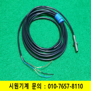 노59186/미사용원주형근접센서/E2E-S04SR8-WC-B1/오므론