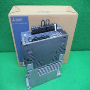 북70210/미사용서보드라이브/MR-J4-100B/1KW/미쓰비시