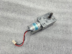 초32366 미사용 GGM 신용 감속기어모터 DC12V 웜기어드모터 마이크로 DC모터 KWA-0290-ND2531U1