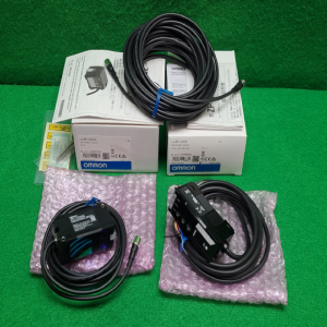 노50045/미사용레이저변위센서헤드앰프케이블풀세트/ZP-LS300L/ZP-L3000/옴론