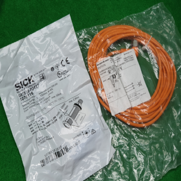 초20978/미사용산업용커넥터케이블원통형광전센서세트/EVT076/GRTB18-P2417