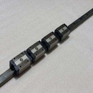 주53029/LM가이드/길이2320폭20/MSB20SSSFC